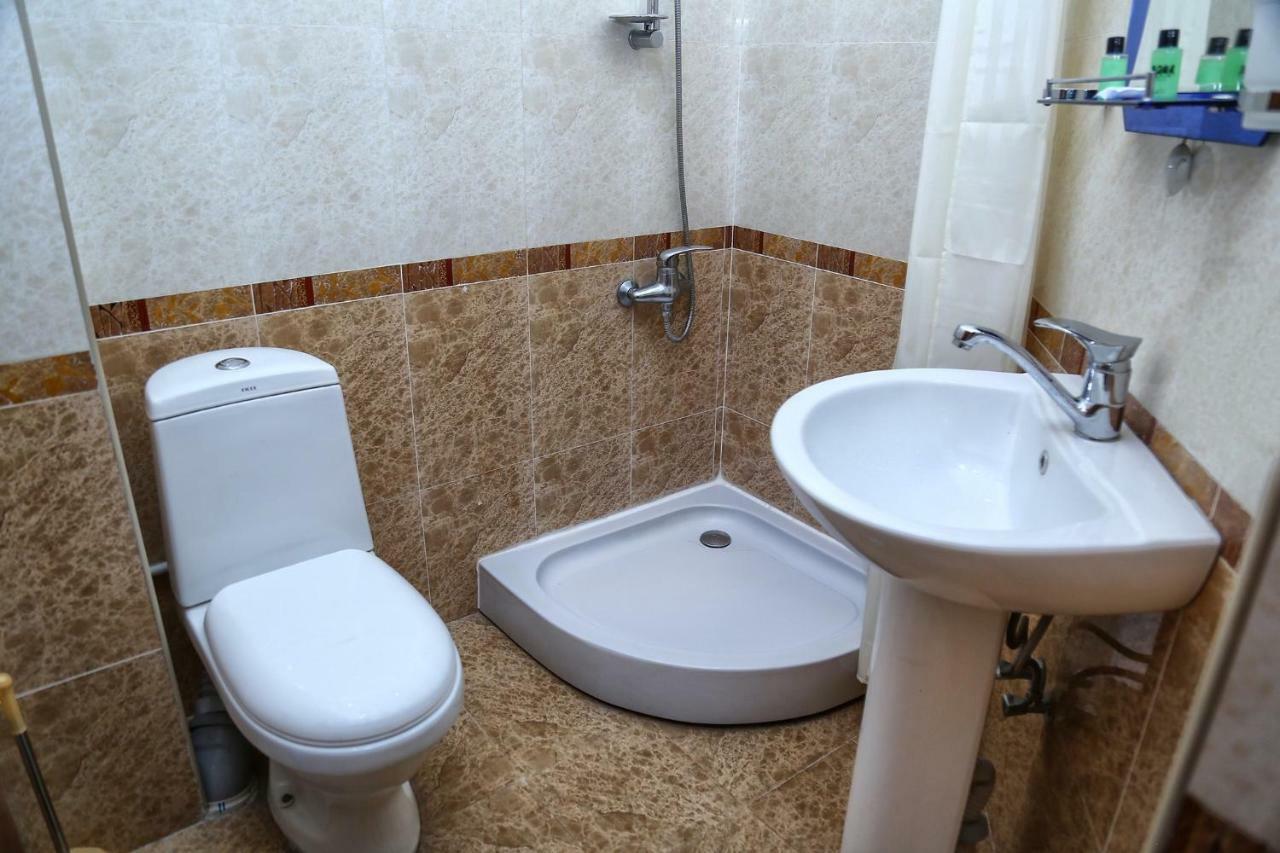 גוריס Lara Hotel מראה חיצוני תמונה